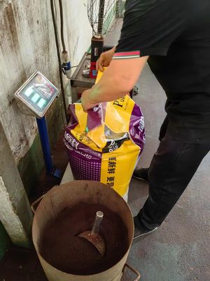 Свежая куриная кровь, протеиновый порошок, срок годности 2 года