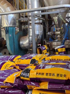 Красно-коричневый порошок гемоглобина с высокой чистотой ≥ 90% и низким содержанием тяжелых металлов ≤ 10 ppm