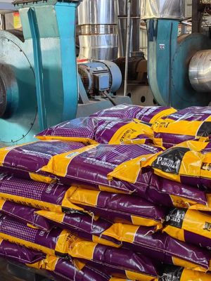 Изоэлектрическая точка 7.3 Концентрированный порошок гемоглобина Пищевая добавка В пределах 2-8°C