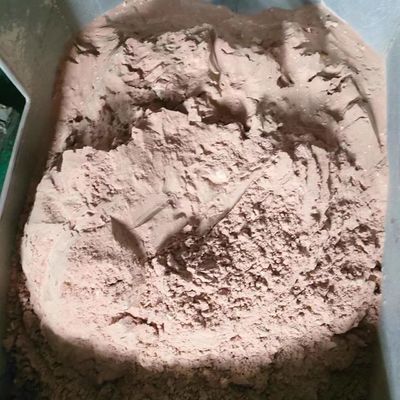 Свежая кровь утки не пахнет брызгами - высушенным сырьем протеина плазмы для поросят